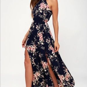 Feel the music midnight Lulus Maxi dress small - Black with flowers